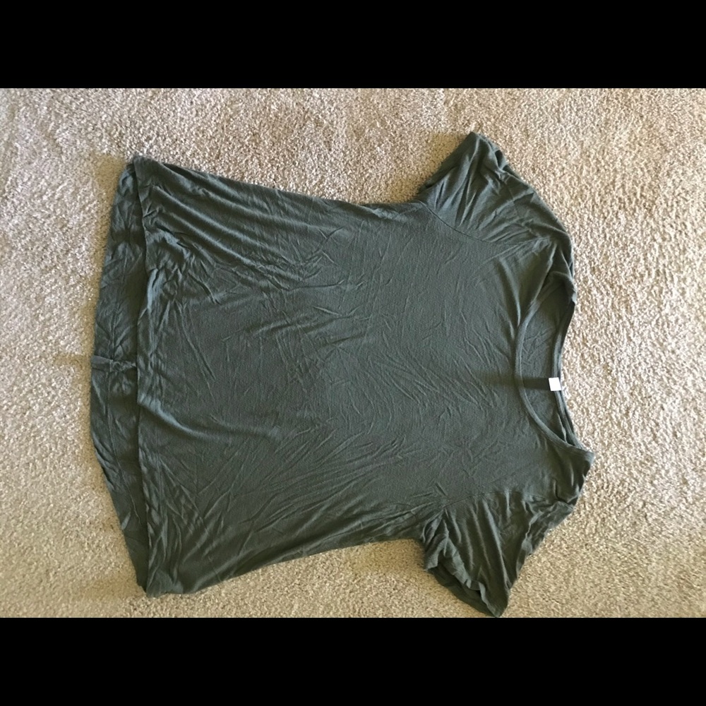 Old Navy short sleeve T-shirt